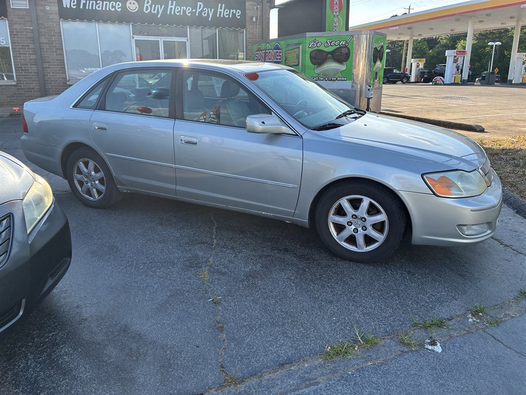 2002 Toyota Avalon's photo