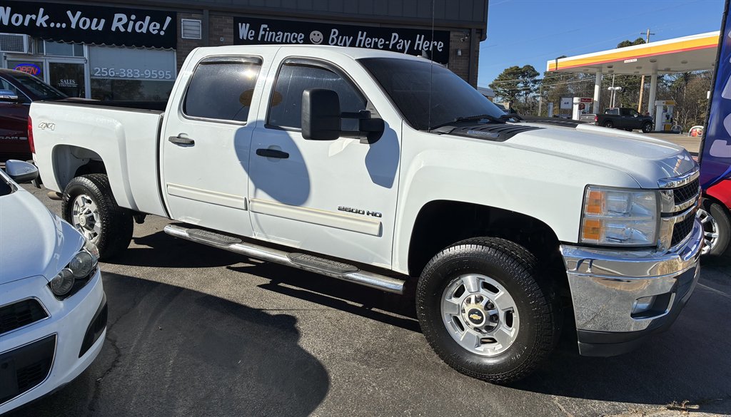2011 Chevrolet Silverado 2500HD LT's photo