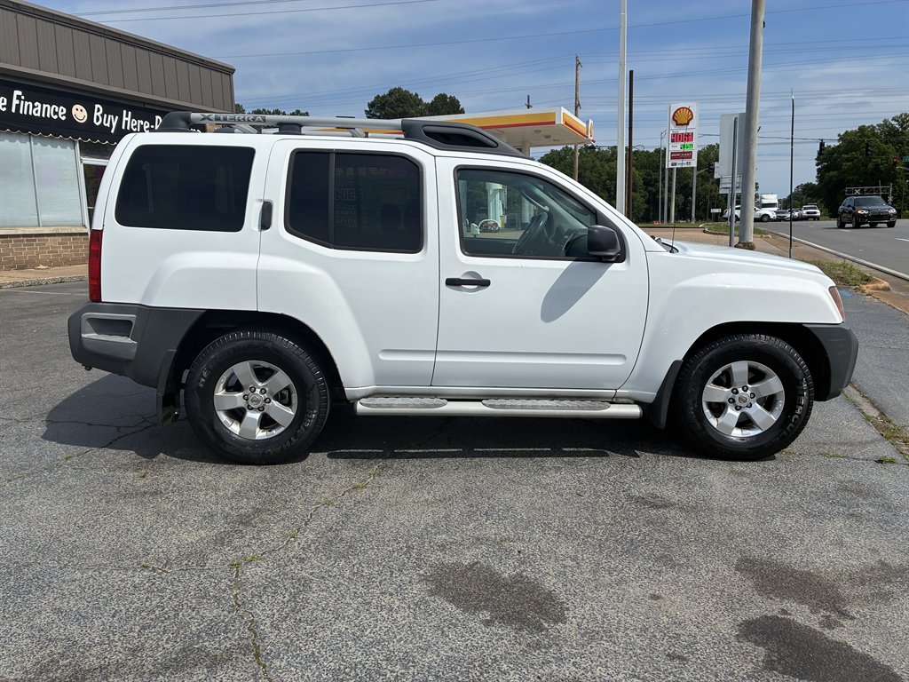 2009 Nissan Xterra S AT's photo