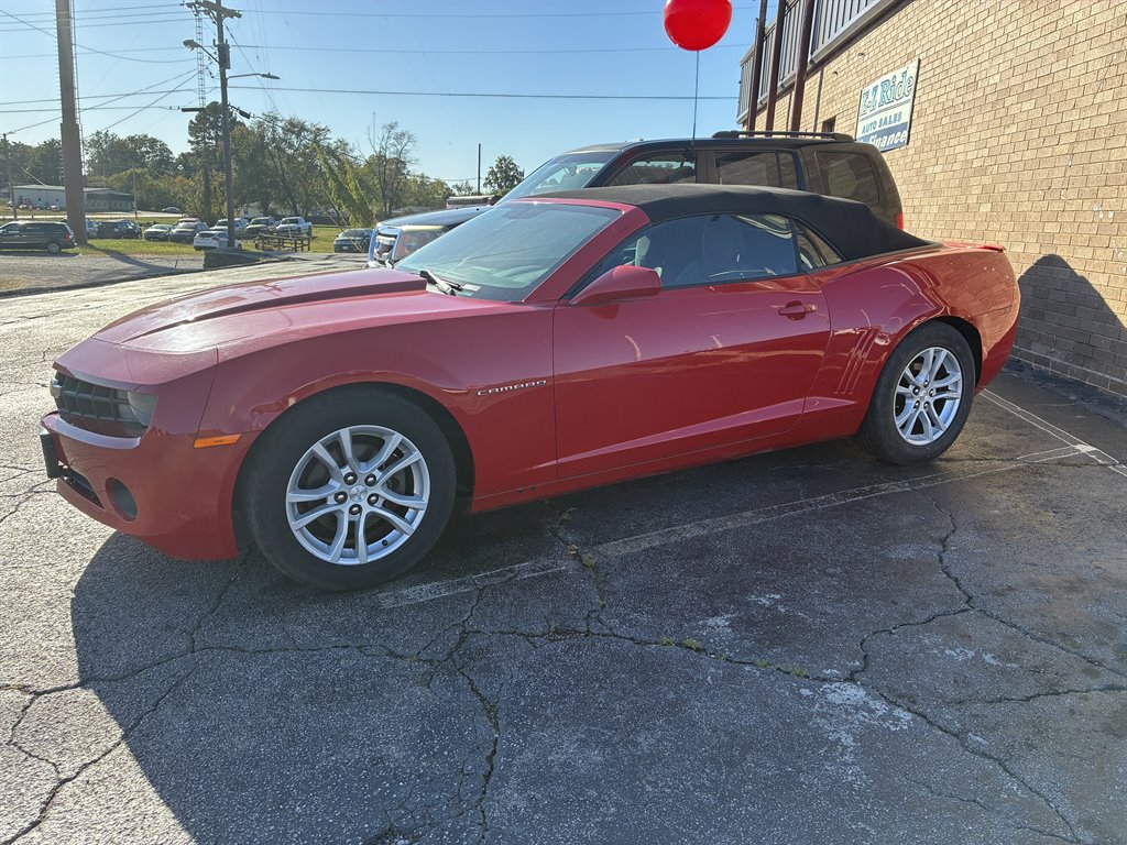 2013 Chevrolet Camaro 1LT's photo